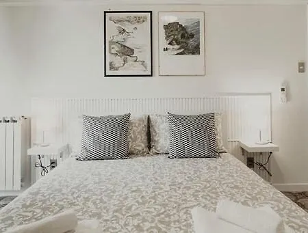 “ivory House”with Sea View *